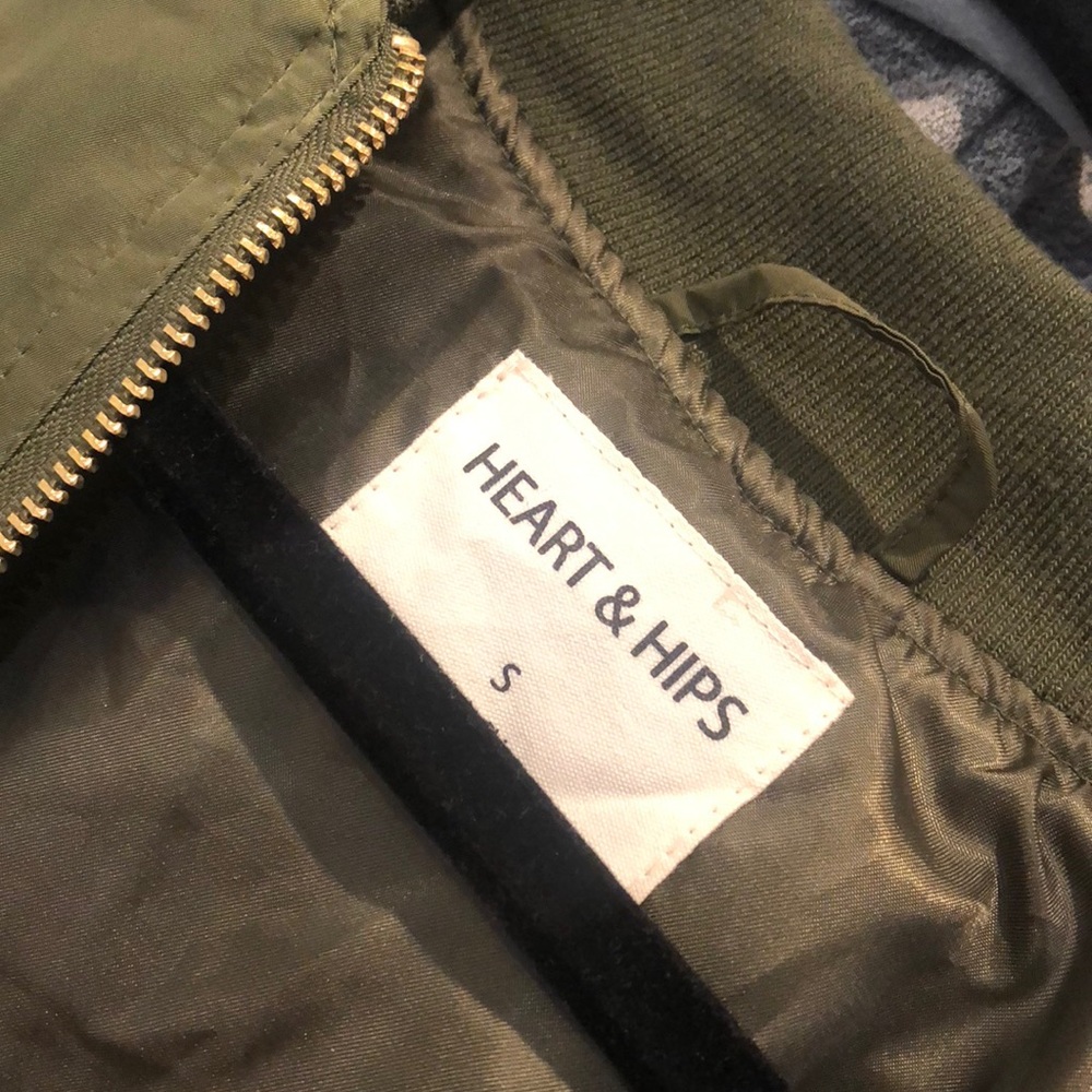 Bomber jacket - Picture 2 of 3